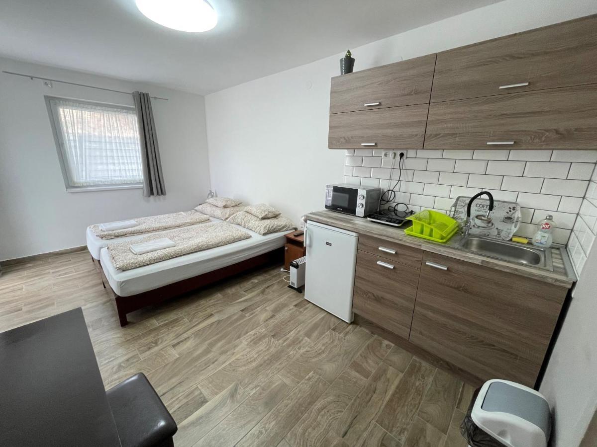 Freedom Apartman Morahalom Bagian luar foto